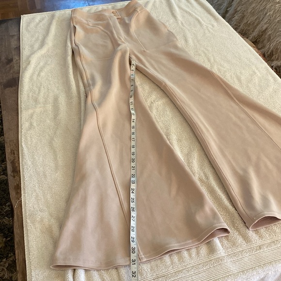 Free People Movement fabulous stretchy flared pants w/ great pockets - Picture 9 of 14